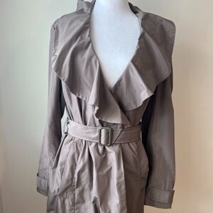 Ispiri Transition Jacket - Chic & Edgy Belted Style!